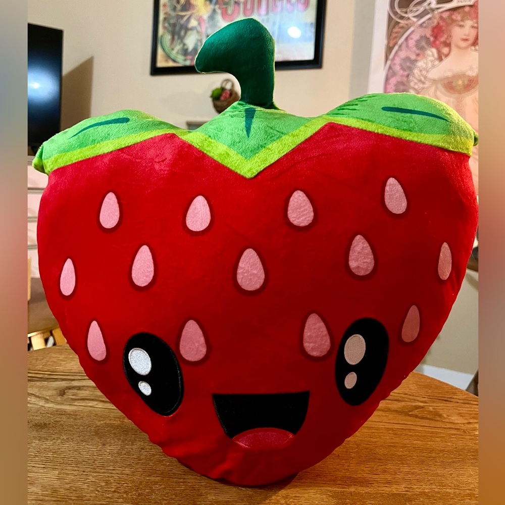 Scentco Smillows STRAWBERRY Scented Plush Throw Pillow - KAWAII